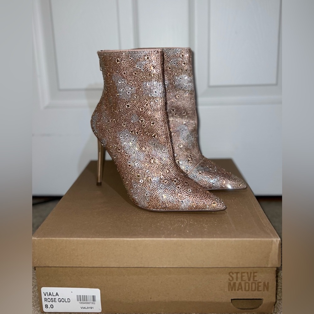 Steve Madden VIALA Rose Gold Rhinestone Ankle Boots